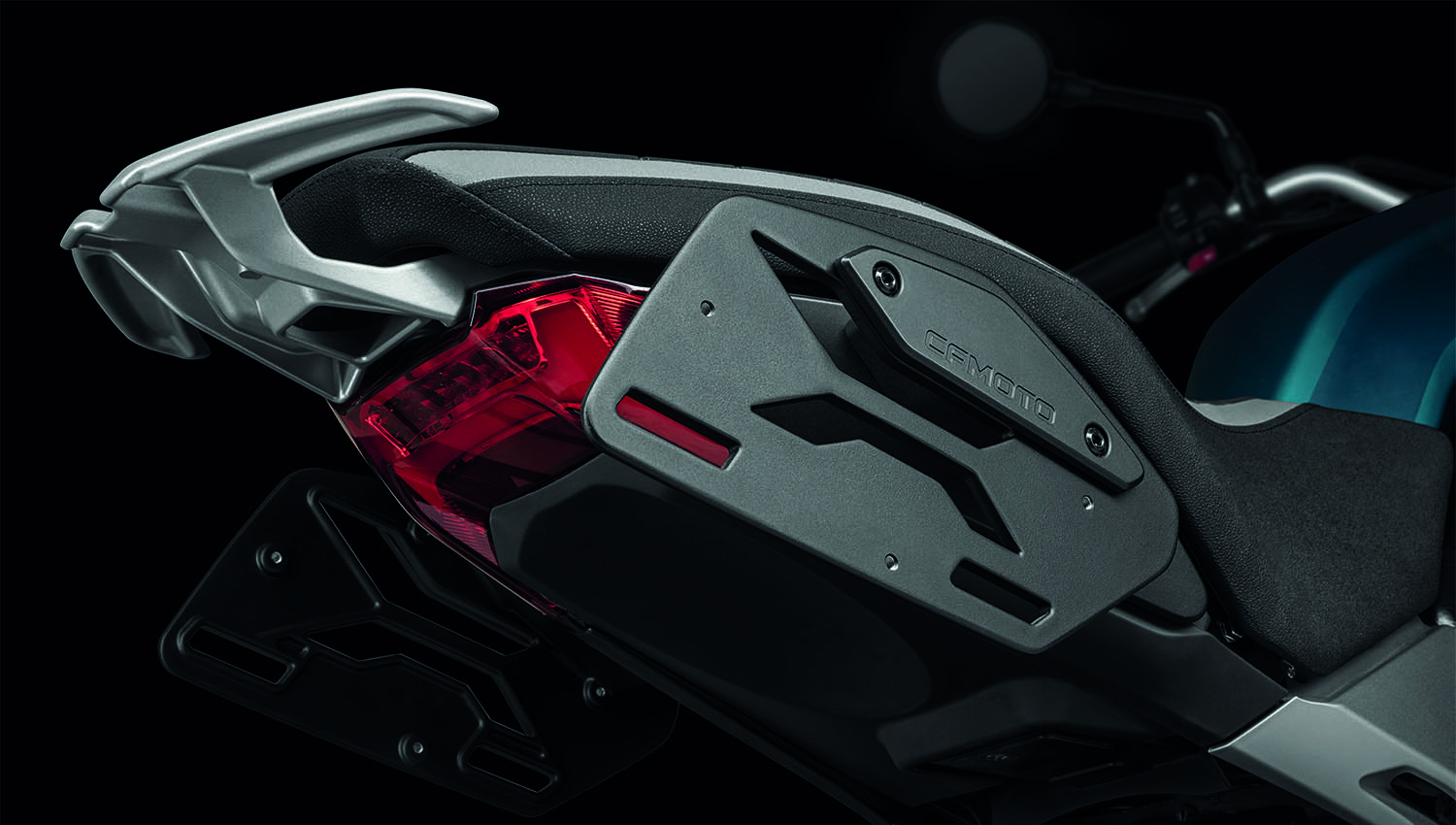 700CLXADV